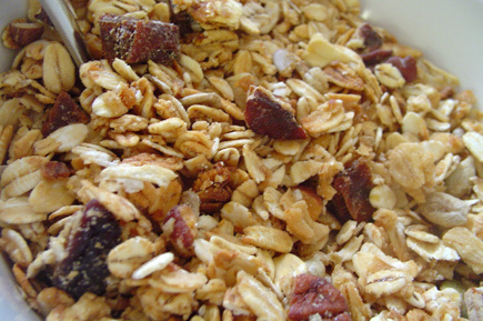 date-fig-granola.jpg
