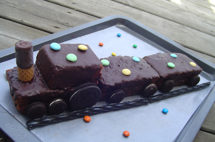 http://www.feuilledechou.net/images/gateau-train-thumb.jpg
